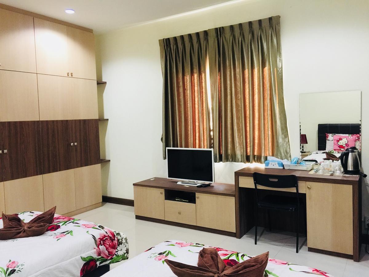Thani Residence Chonburi Exterior foto